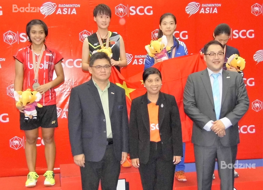 Asian Junior girls' singles medallists: Gregoria Mariska (INA, silver), Chen Yufei (CHN, gold), Gao Fangjie (CHN, bronze), Kim Ga Eun (KOR, bronze)