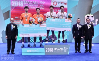 2018 Macau Open men's doubles podium: Shin Baek Cheol / Ko Sung Hyun, Lee Yong Dae / Kim Gi Jung