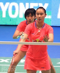 Tang Yuanting (left) and Bao Yixin at the 2015 All England
