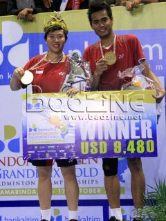 احمد و ناتسير قهرمانان مختلط مسابقات گراندپري اندونزي