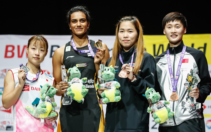 2019 World Championships women's singles podium