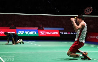 Kento Momota becomes the first Japanese male ever to win a Japan Open title