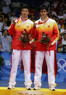 podium-mens-doubles-26-div-yl-olympicgames2008