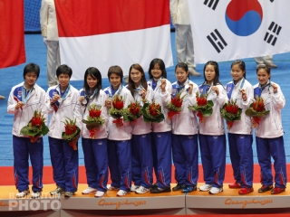 podium-womens-team-42-div-rs-asiangames2010