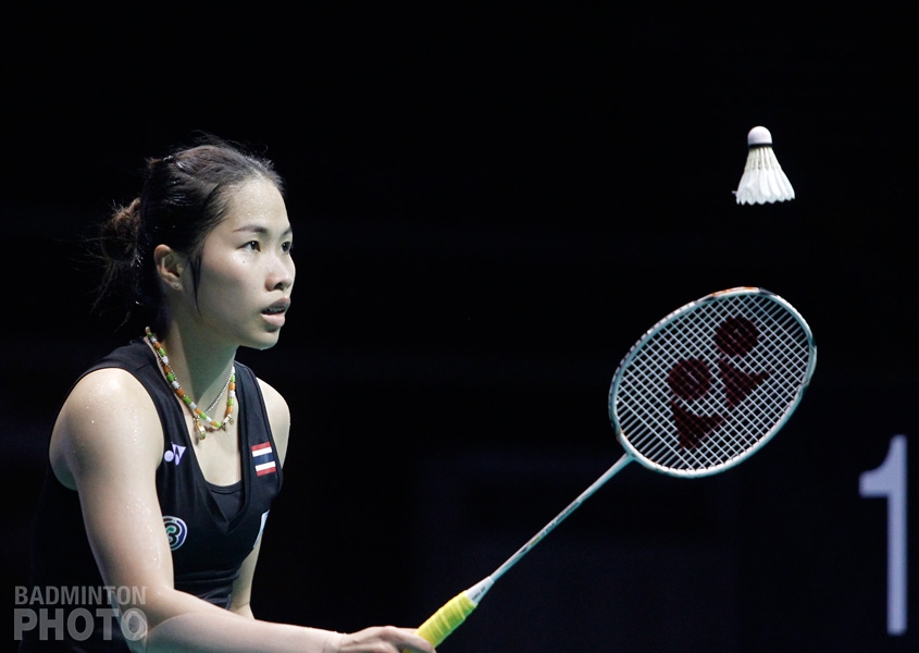 Ratchanok in the women's singles final of the 2016 Singapore Open
