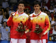 podium-mens-doubles-26-div-yl-olympicgames2008