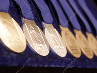 medals-prizes-08-yn