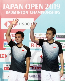 Mohammad Ahsan (left) and Hendra Setiwan  at the Japan Open