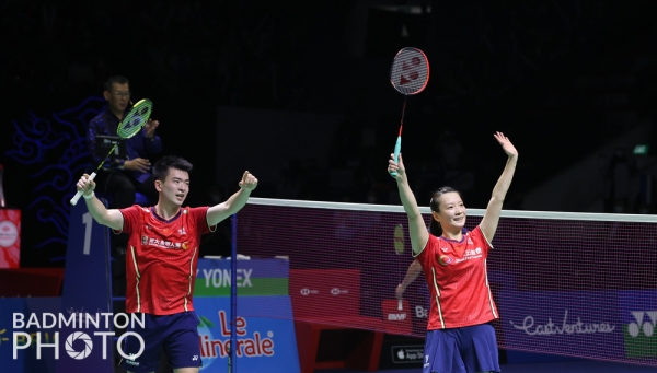 INDONESIA OPEN Final – Gelar berturut-turut untuk Zheng/Huang dan Axelsen