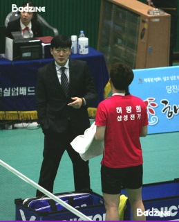 Kim Moon Soo coaching Heo Kwang Hee in 2014