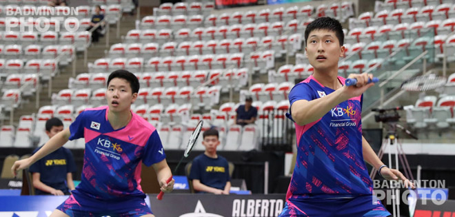 Defending men’s doubles champions Attri/Reddy fell to the youngest quarter-finalist at the Canada Open as Korea’s 18-year-old Kim Won Ho reached his career first Grand Prix semi-final, times two! By […]