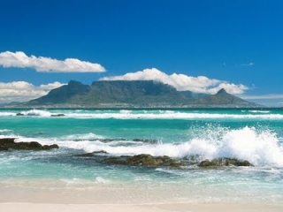 coastline-view-of-table-mountain_-south-africa