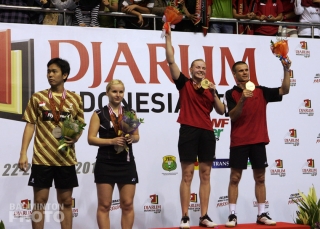 podium-mixed-doubles-16-div-yl-indonesiaopen2010
