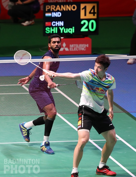 H. S. Prannoy (left, IND) and Shi Yuqi (right, CHN)