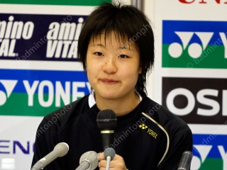press-conference-nozomi-okuhara-01-div-yl-japanopen2011