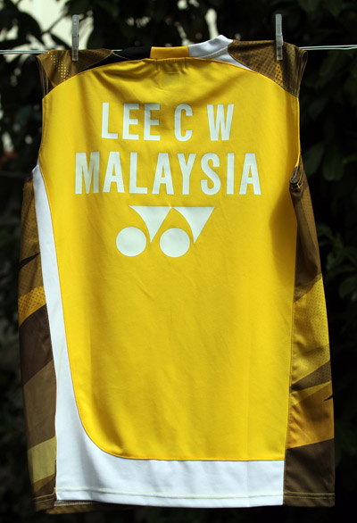 After several fraudulent bids from were made from fake accounts during the auction of Lee Chong Wei’s T-shirt from from his World Championship final match, the T-shirt will be put […]