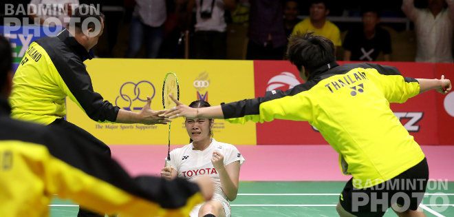 Thailand’s women’s badminton team made history today, beating China 3-2 to reach the Uber Cup final for the first time in the event’s 61-year history. By Don Hearn.  Photos: Badmintonphoto […]