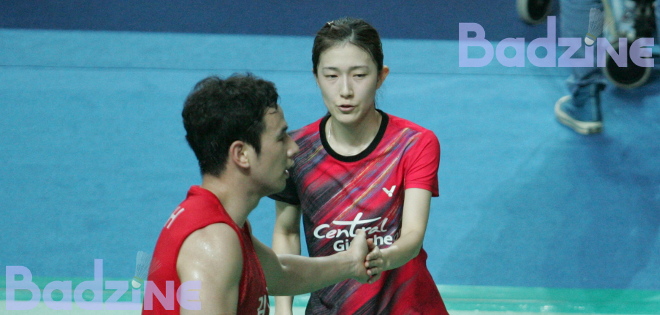3-time winner Eom Hye Won is back in the final at the Gwangju Korea Masters, but she and Ko Sung Hyun are up against a hot pair looking for a […]